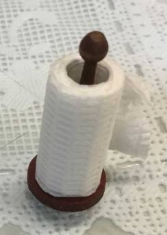 Paper towel holder to make